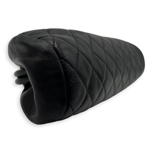 Chanel Kisslock Clutch Black in Lambskin, Gold hardware_7
