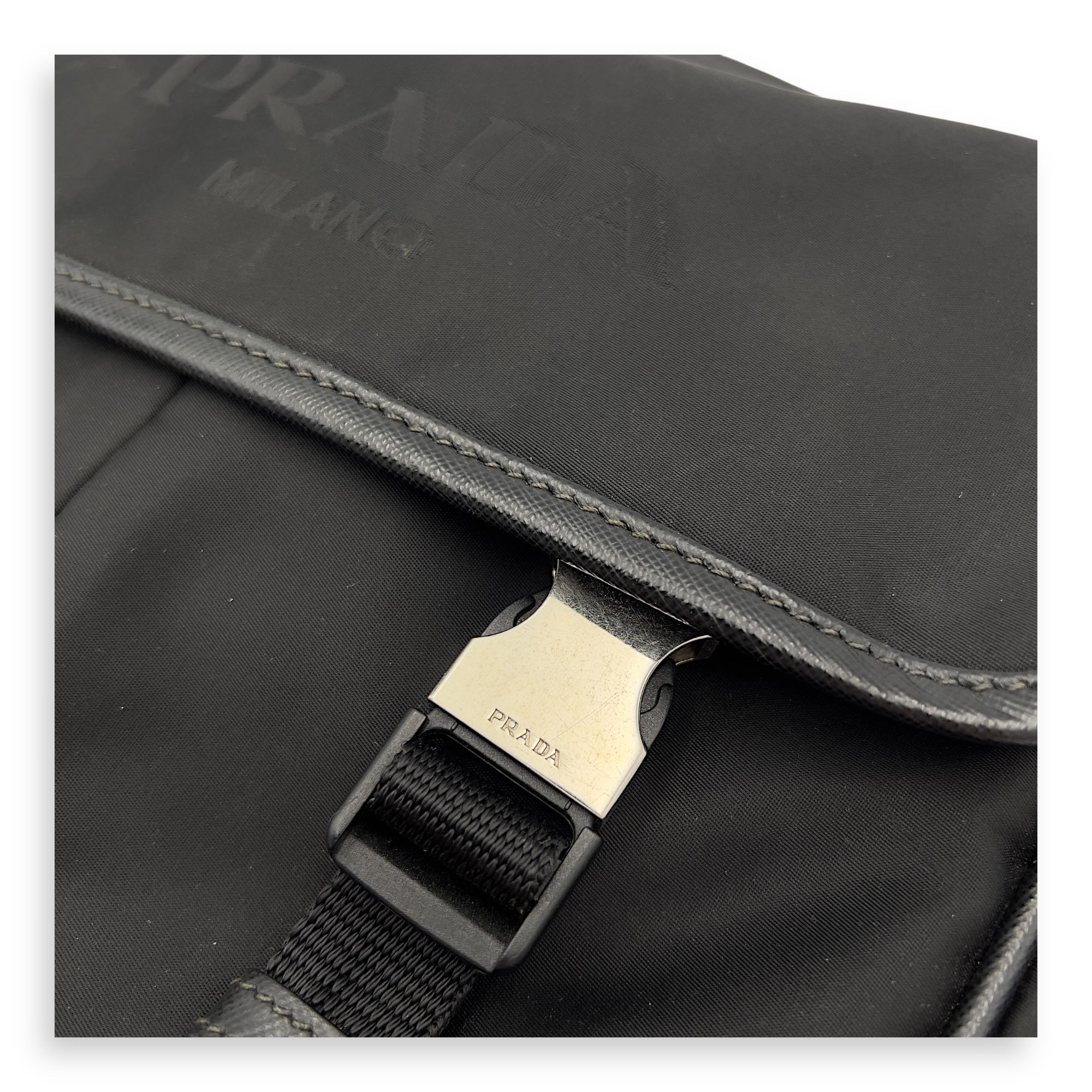 Prada Logo Messenger Black in Nylon, Silver hardware_7
