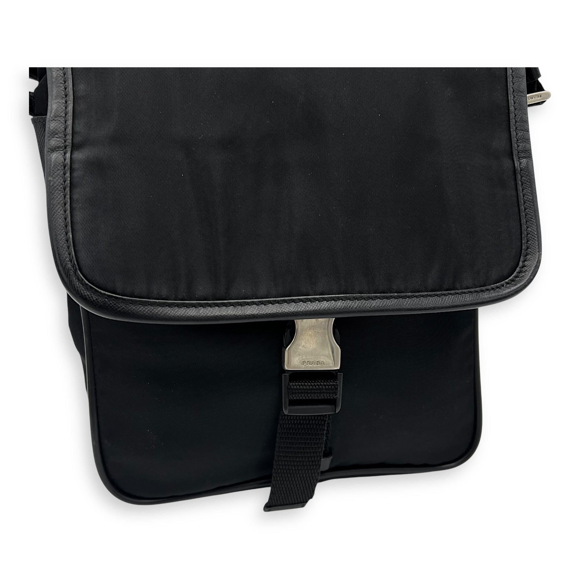 Prada Logo Messenger Black in Nylon, Silver hardware_9