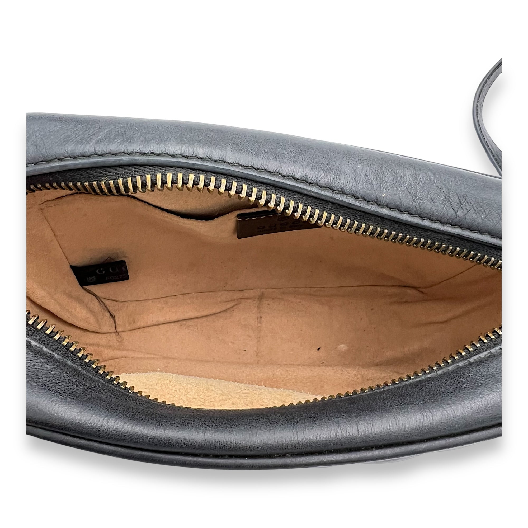 Gucci GG Marmont Crossbody Bag Mini Black in Calfskin, Gold hardware_6