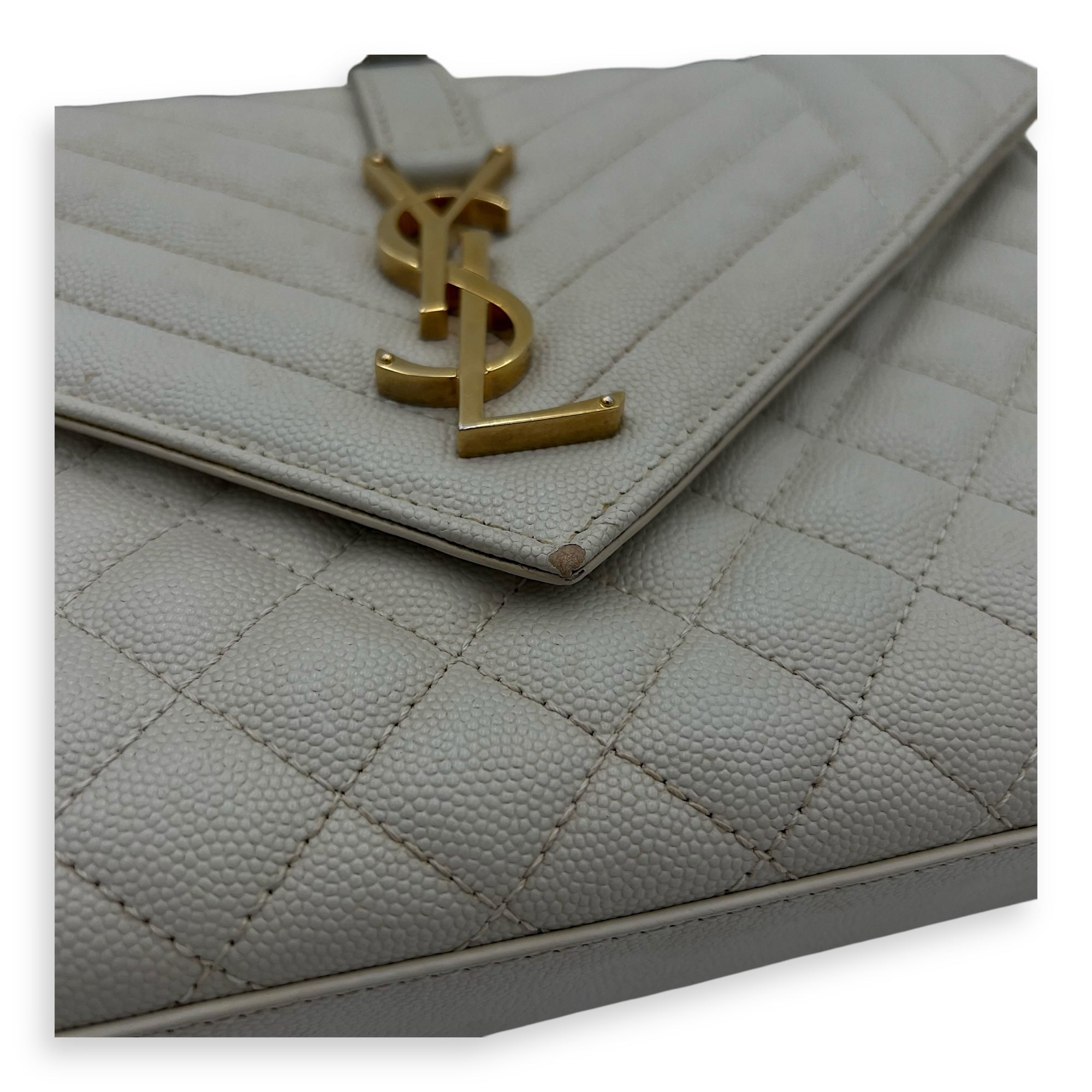 Saint Laurent Envelope Shoulder Bag White in Caviar Leather, Gold hardware_14
