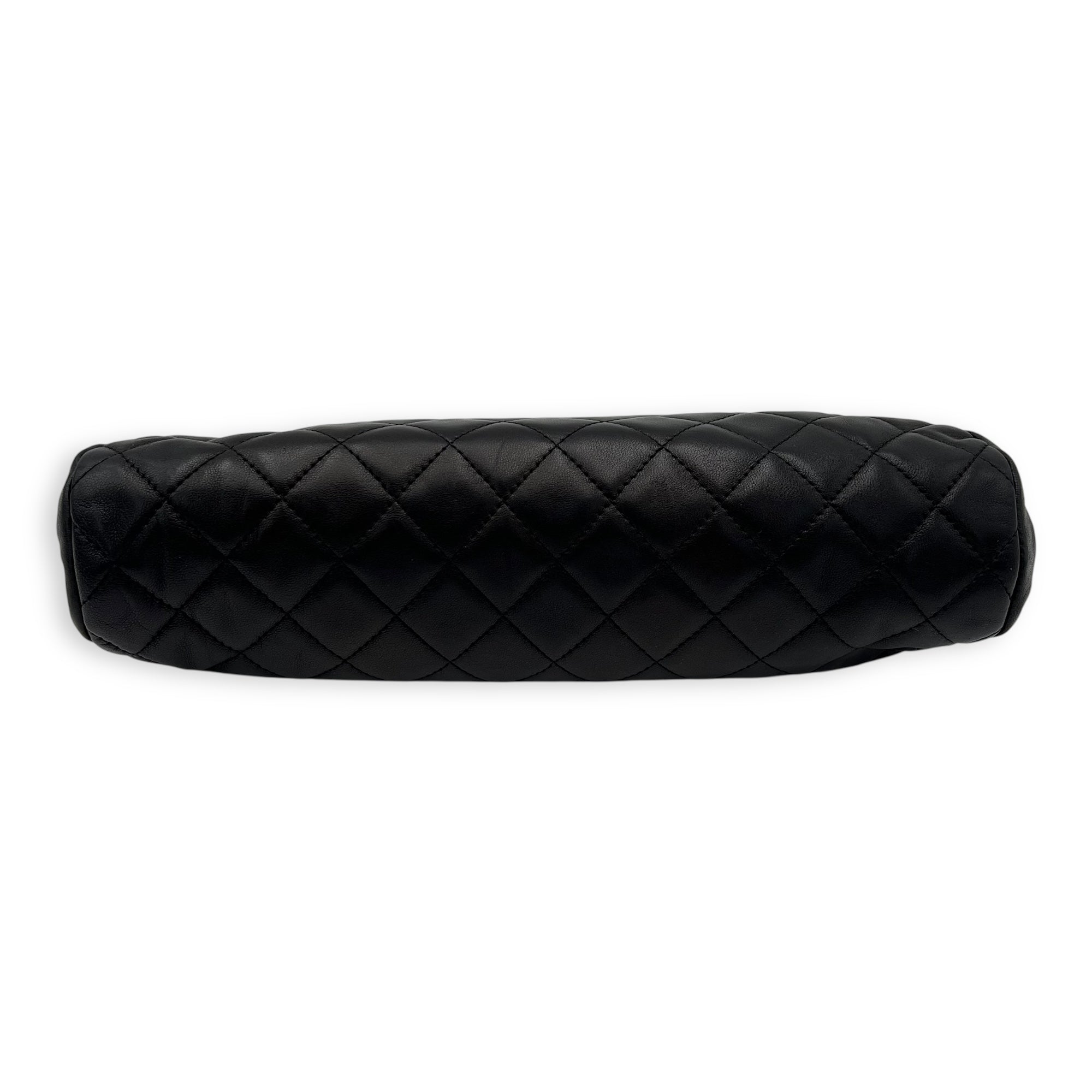 Chanel Kisslock Clutch Black in Lambskin, Gold hardware_5
