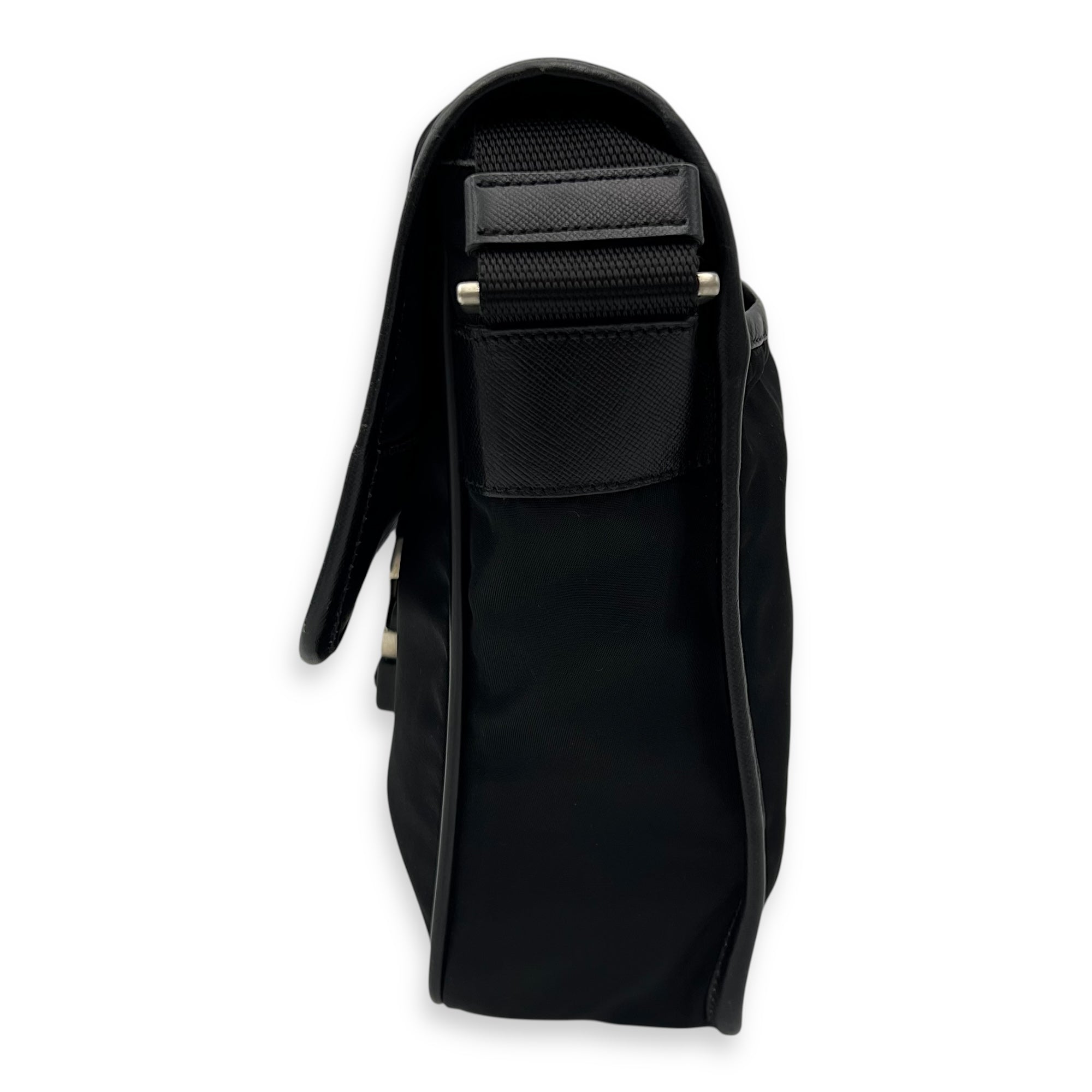 Prada Logo Messenger Black in Nylon, Silver hardware_4