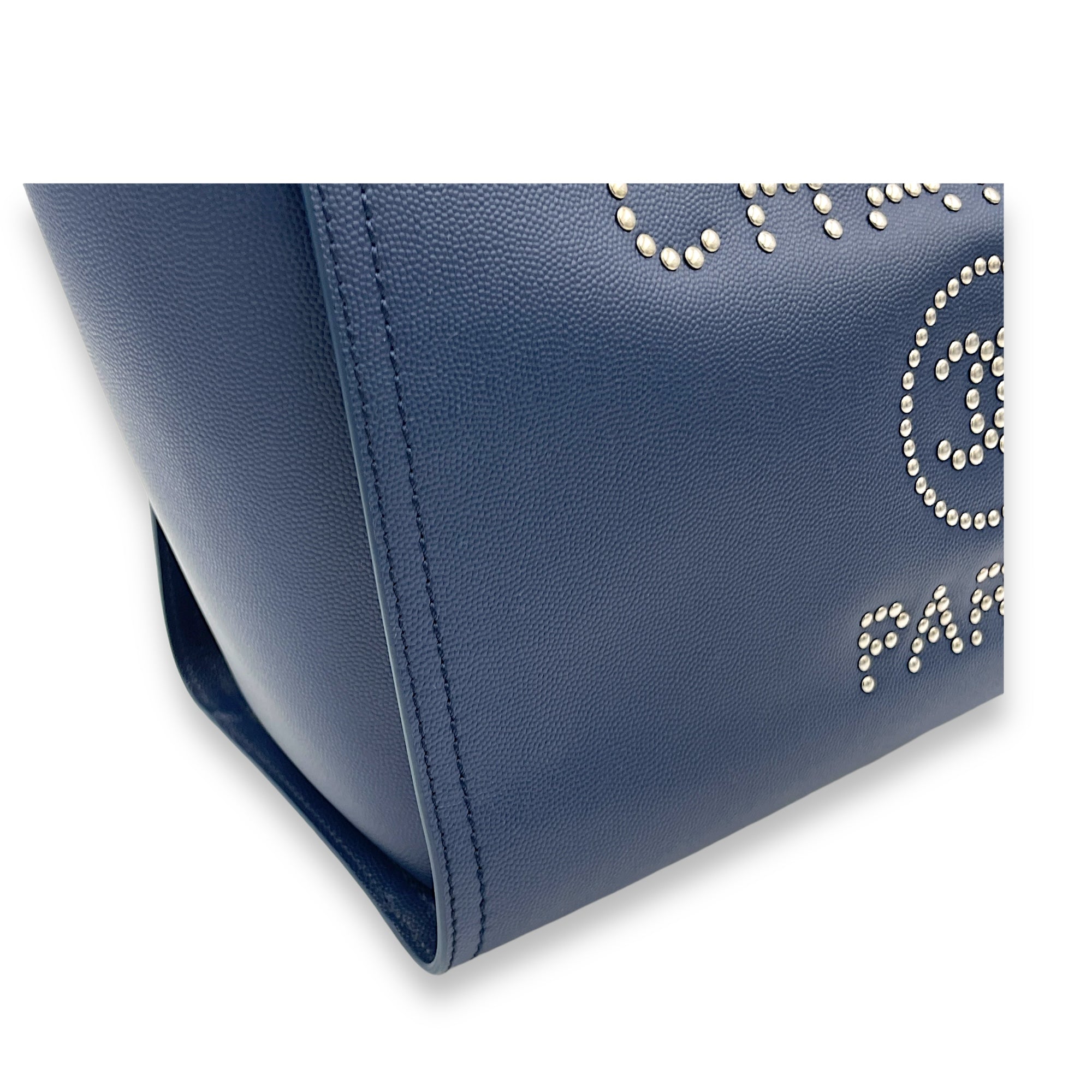 Deauville Top Handle Bag Blue in Caviar Leather, Silver hardware