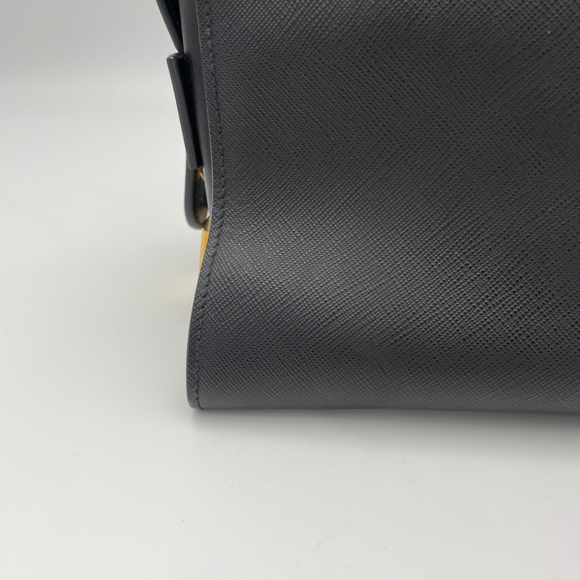 Esplanade Top handle bag in Saffiano leather, Gold Hardware