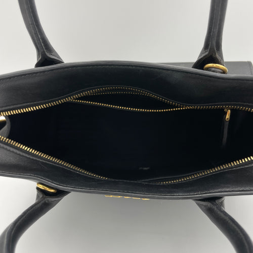 Esplanade Top handle bag in Saffiano leather, Gold Hardware