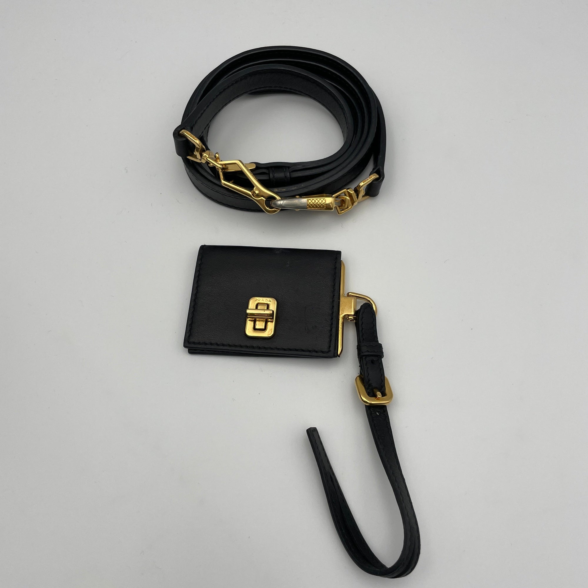 Esplanade Top handle bag in Saffiano leather, Gold Hardware