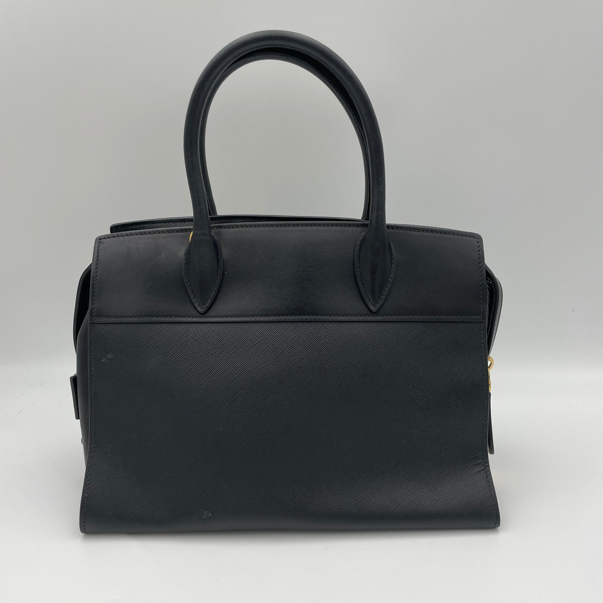 Esplanade Top handle bag in Saffiano leather, Gold Hardware