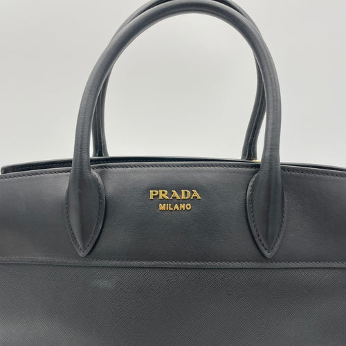 Esplanade Top handle bag in Saffiano leather, Gold Hardware