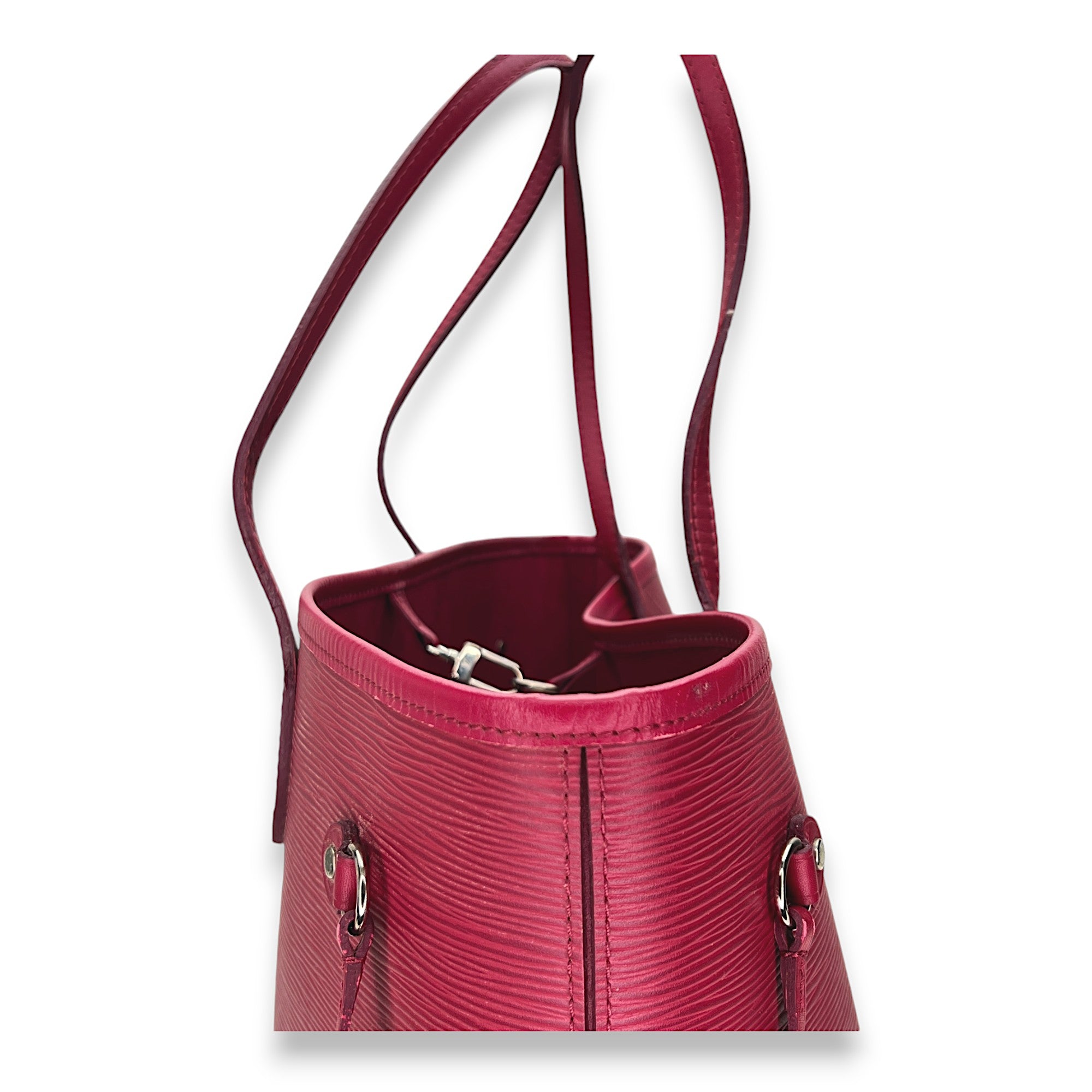 Neverfull MM Red Tote Bag in Epi Leather, Silver hardware