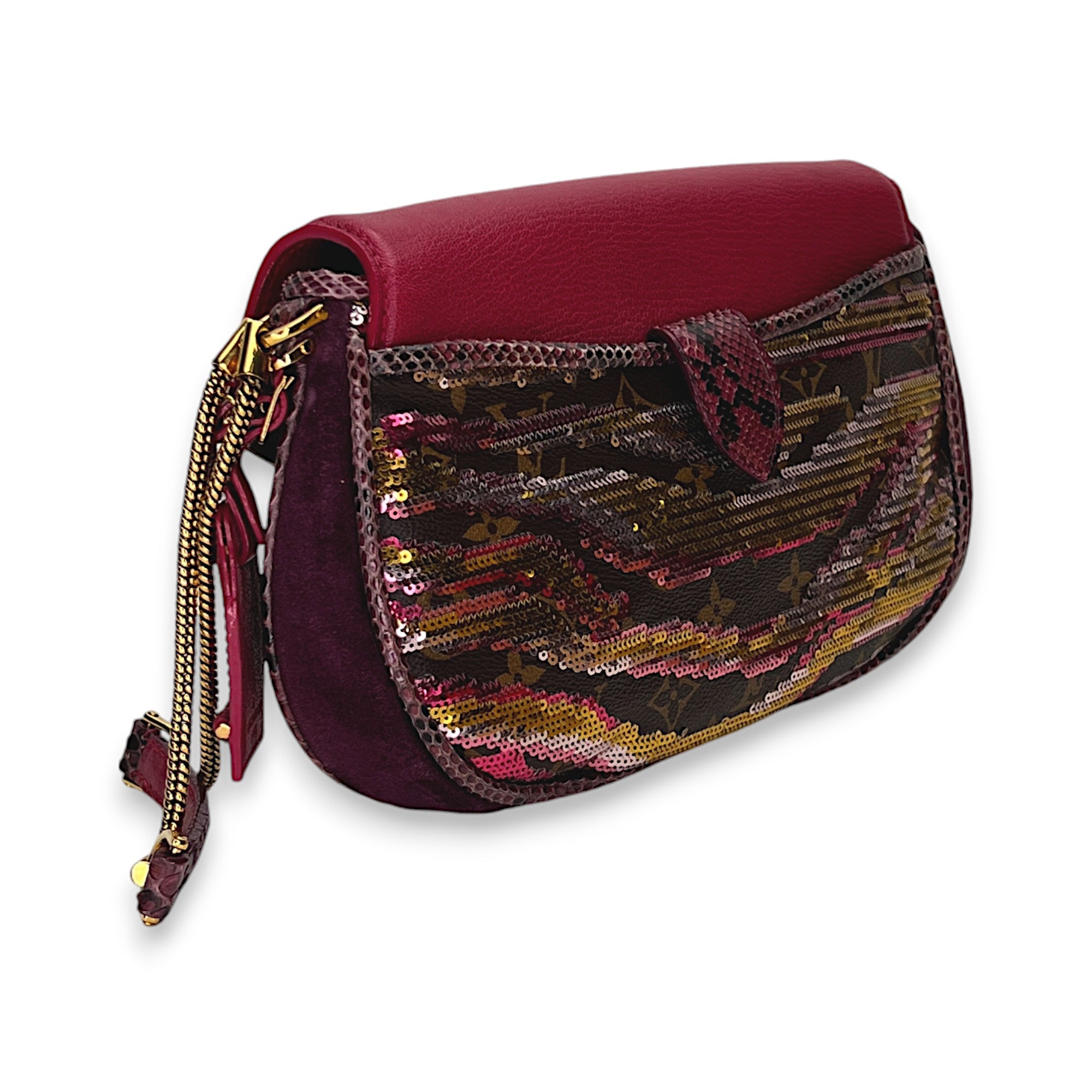 Savage Collection Printemps - Eté 2011 Red Clutch in Calfskin, Gold hardware