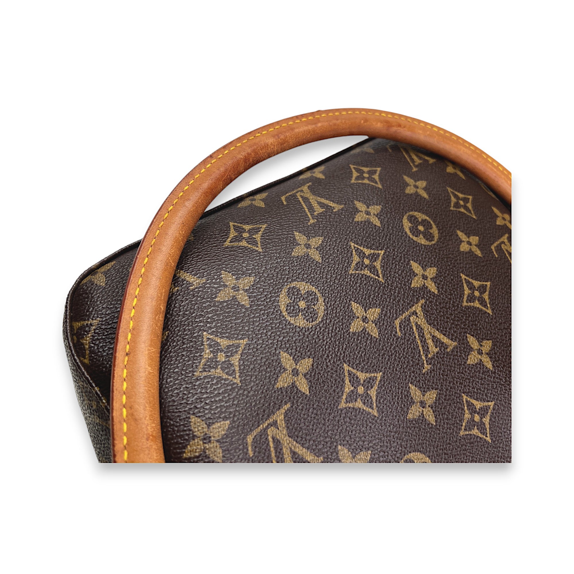 Louis Vuitton Monogram Looping MM Brown Shoulder Bag in Monogram Coated Canvas, Gold hardware