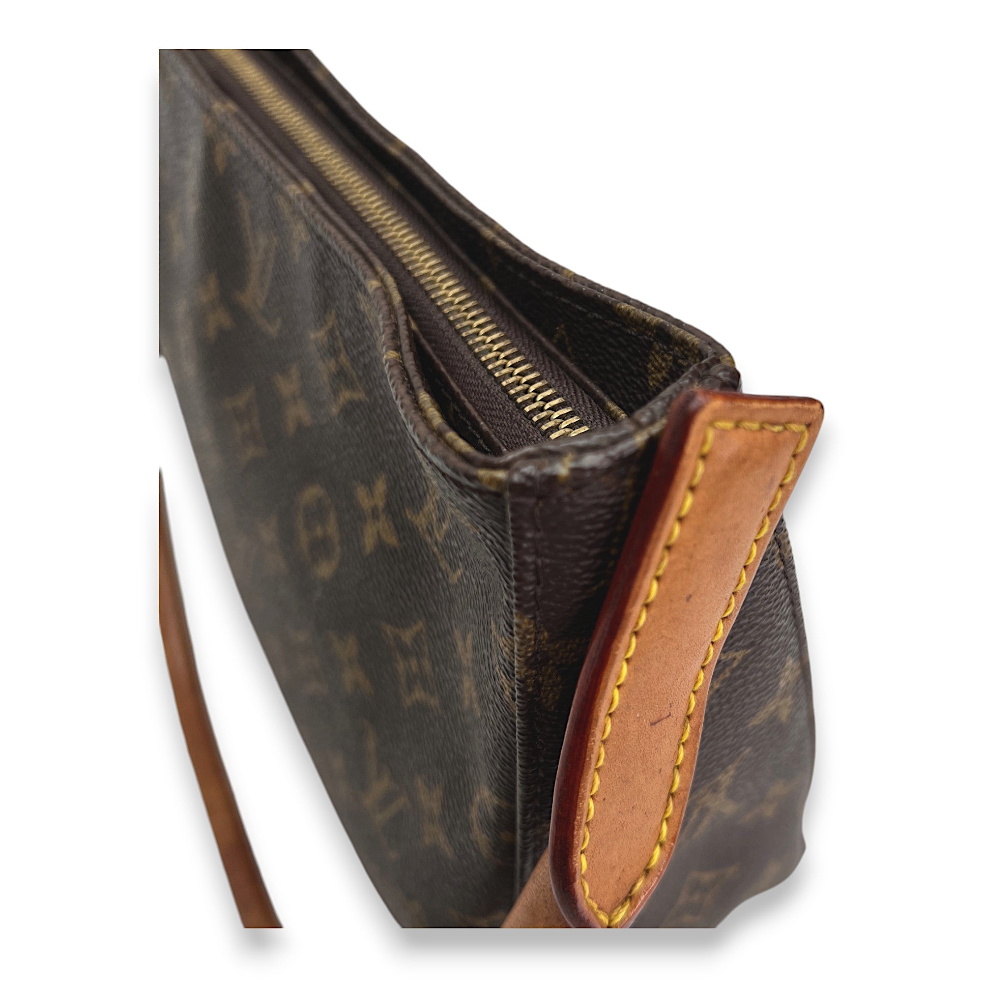 Louis Vuitton Monogram Looping MM Brown Shoulder Bag in Monogram Coated Canvas, Gold hardware