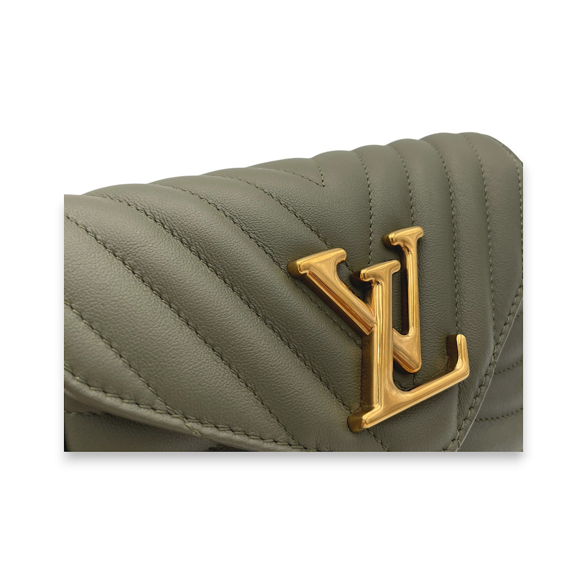 New Wave Multi-Pochette Green Crossbody Bag in Calfskin, Gold hardware