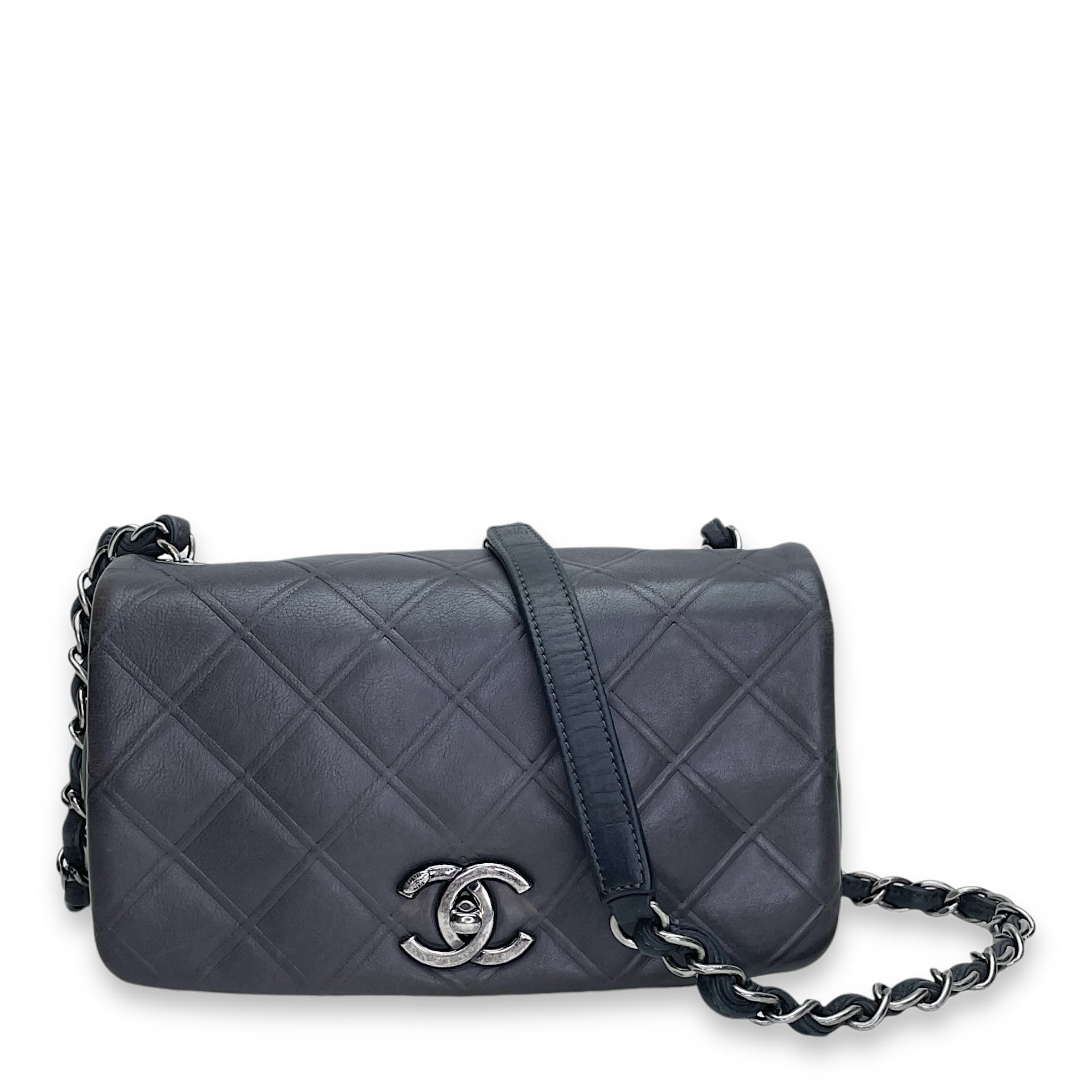 Quilted Flap Bag One Size Black Crossbody Bag in Lambskin, Ruthenium hardware