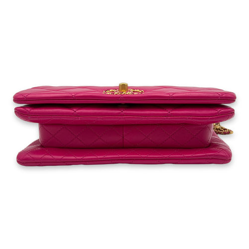 On and On Quilted Flap Pink Shoulder Bag in Lambskin, Gold hardware