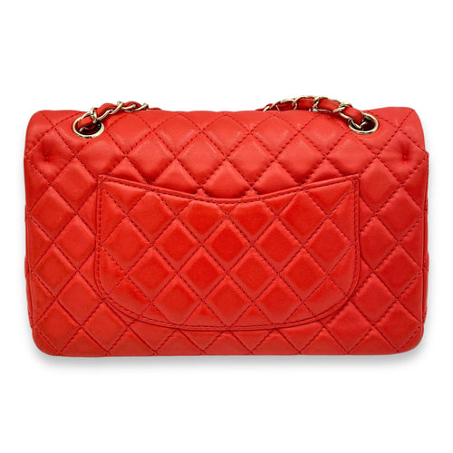 Classic Double Flap Medium Red Shoulder Bag in Lambskin, Light Gold hardware