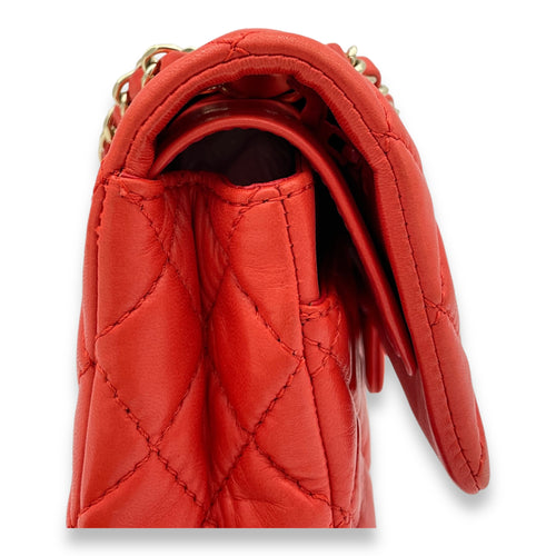 Classic Double Flap Medium Red Shoulder Bag in Lambskin, Light Gold hardware