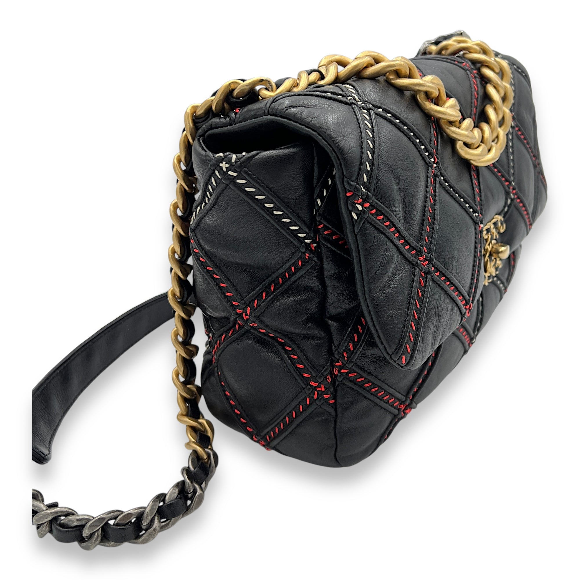 19 Flap Large Black Shoulder Bag in Lambskin, Gold hardware