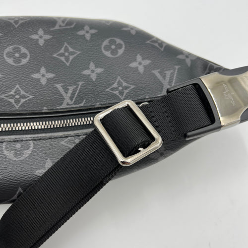 Discovery Navy Belt Bag in Monogram Coated Canvas, Silver hardware