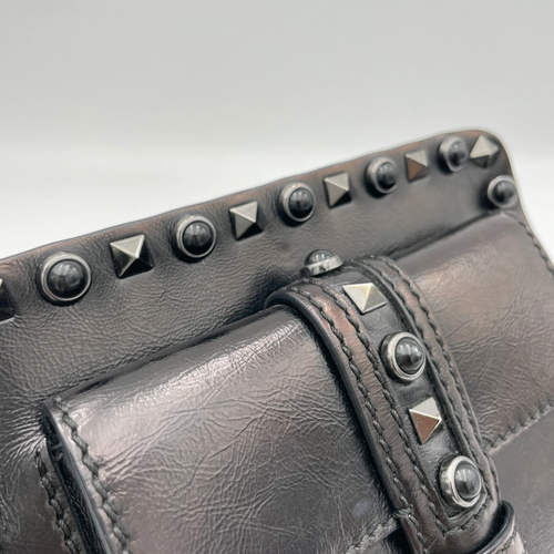 Rolling Rockstud Black Crossbody Bag in Calfskin, Gunmetal hardware