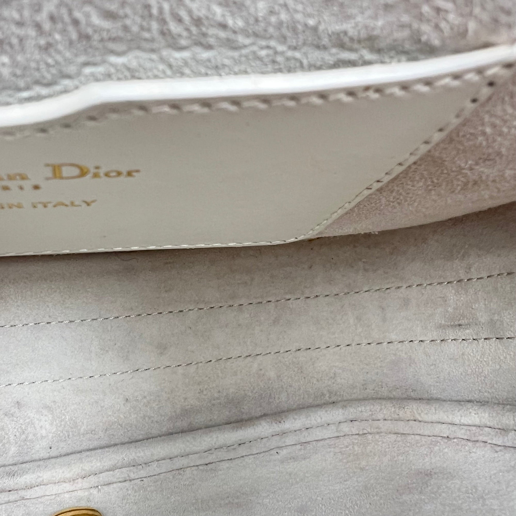 Bobby Medium White Crossbody Bag in Calfskin, Gold hardware