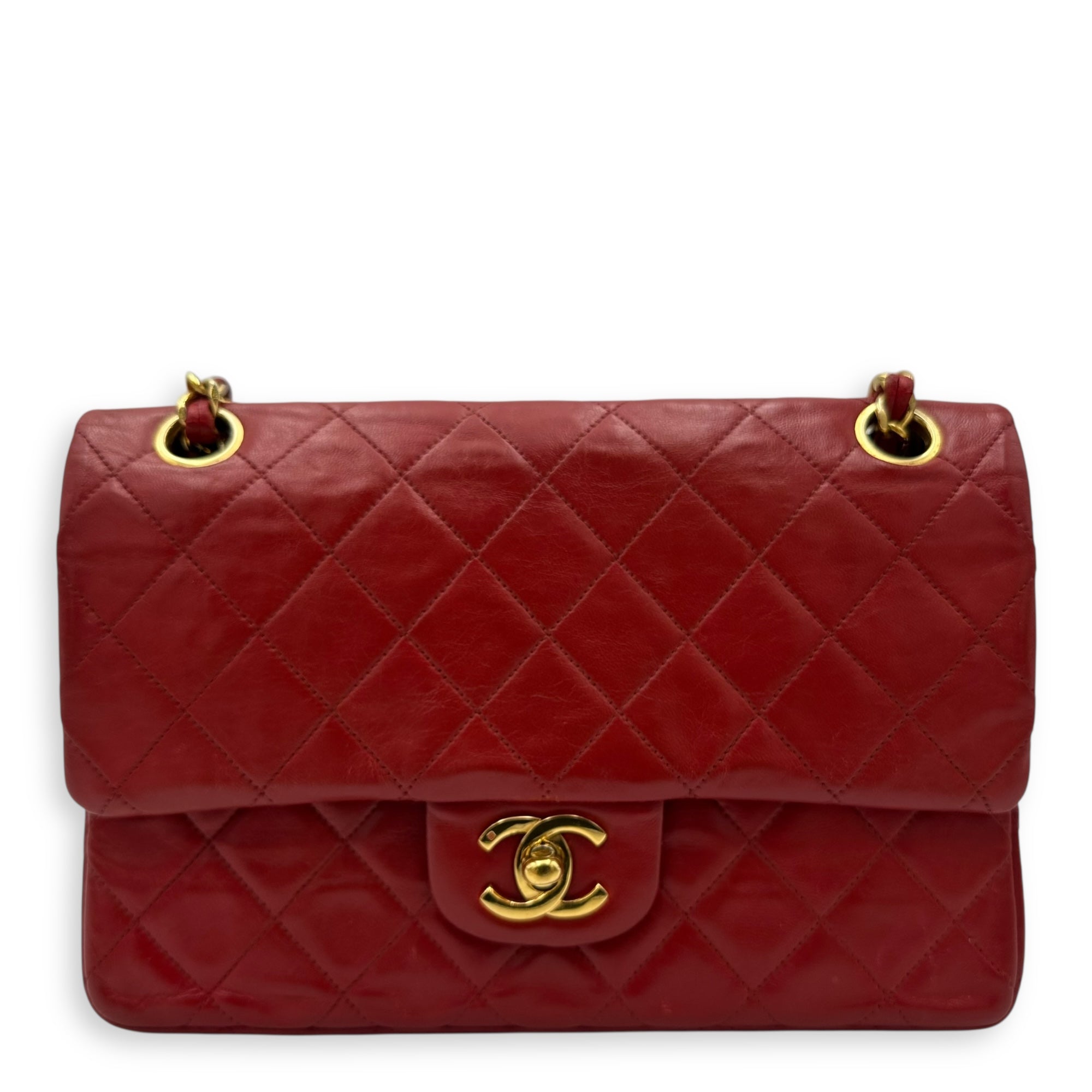 Classic Shoulder Bag Small Red in Lambskin, Gold hardware