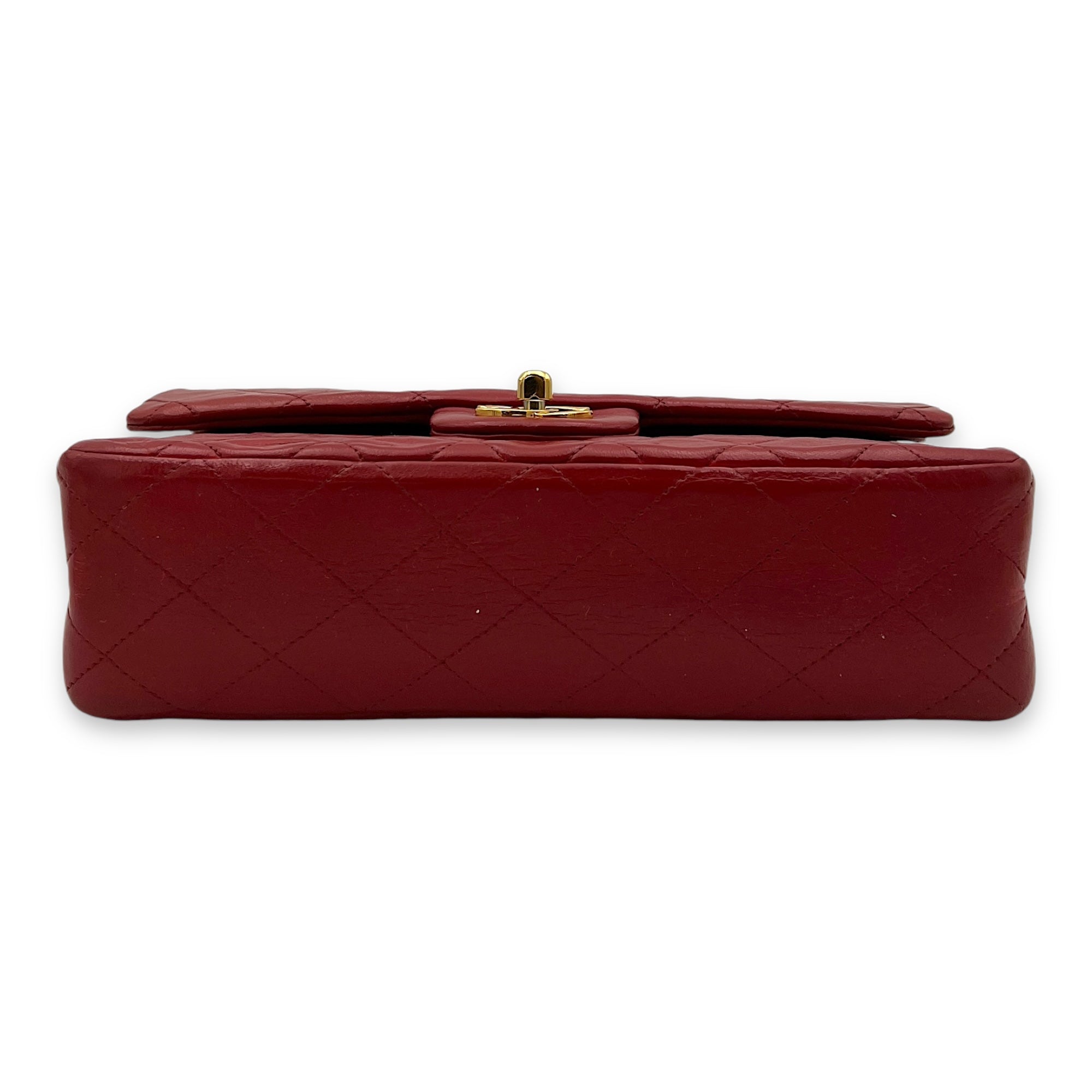 Classic Shoulder Bag Small Red in Lambskin, Gold hardware