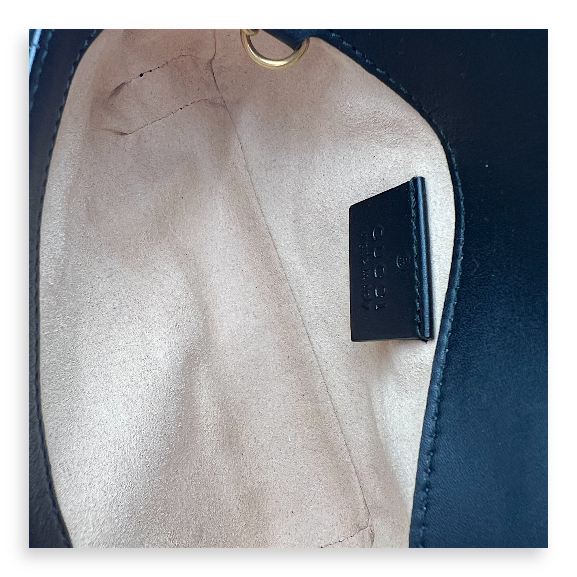GG Marmont Crossbody Bag Black in Calfskin, Gold hardware