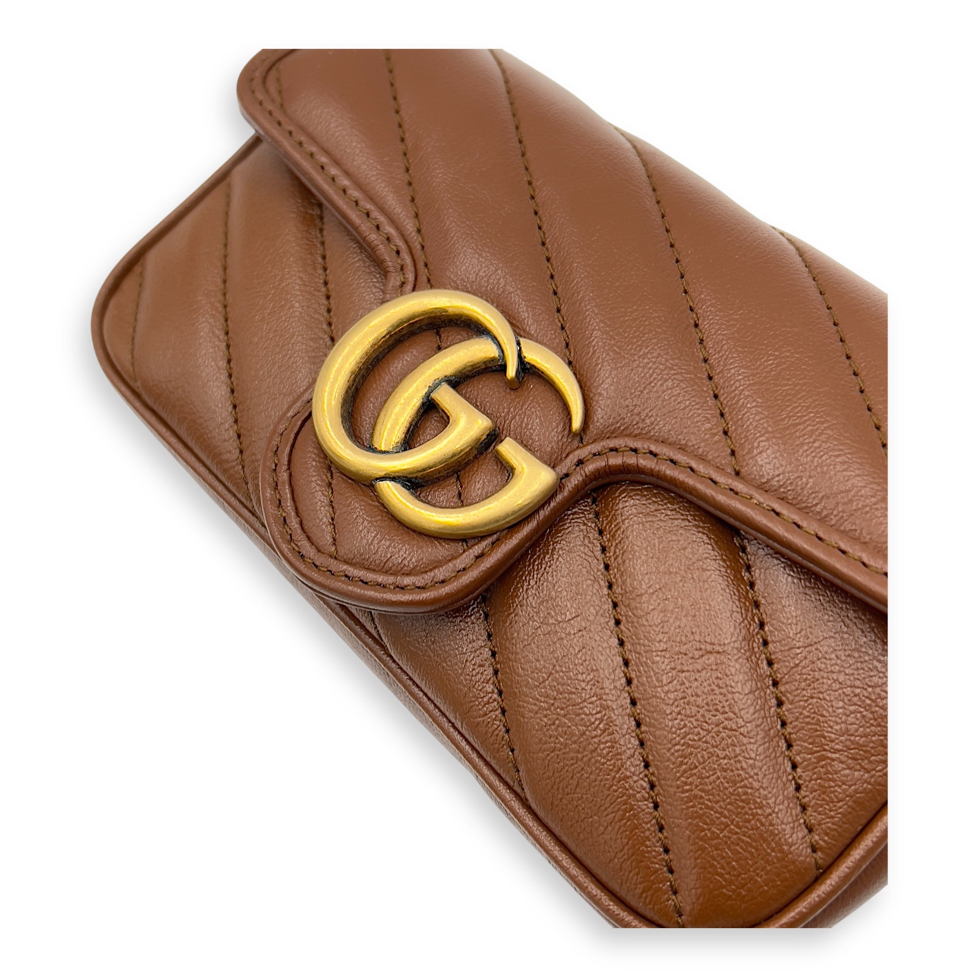 GG Marmont Shoulder Bag Brown in Calfskin, Gold hardware