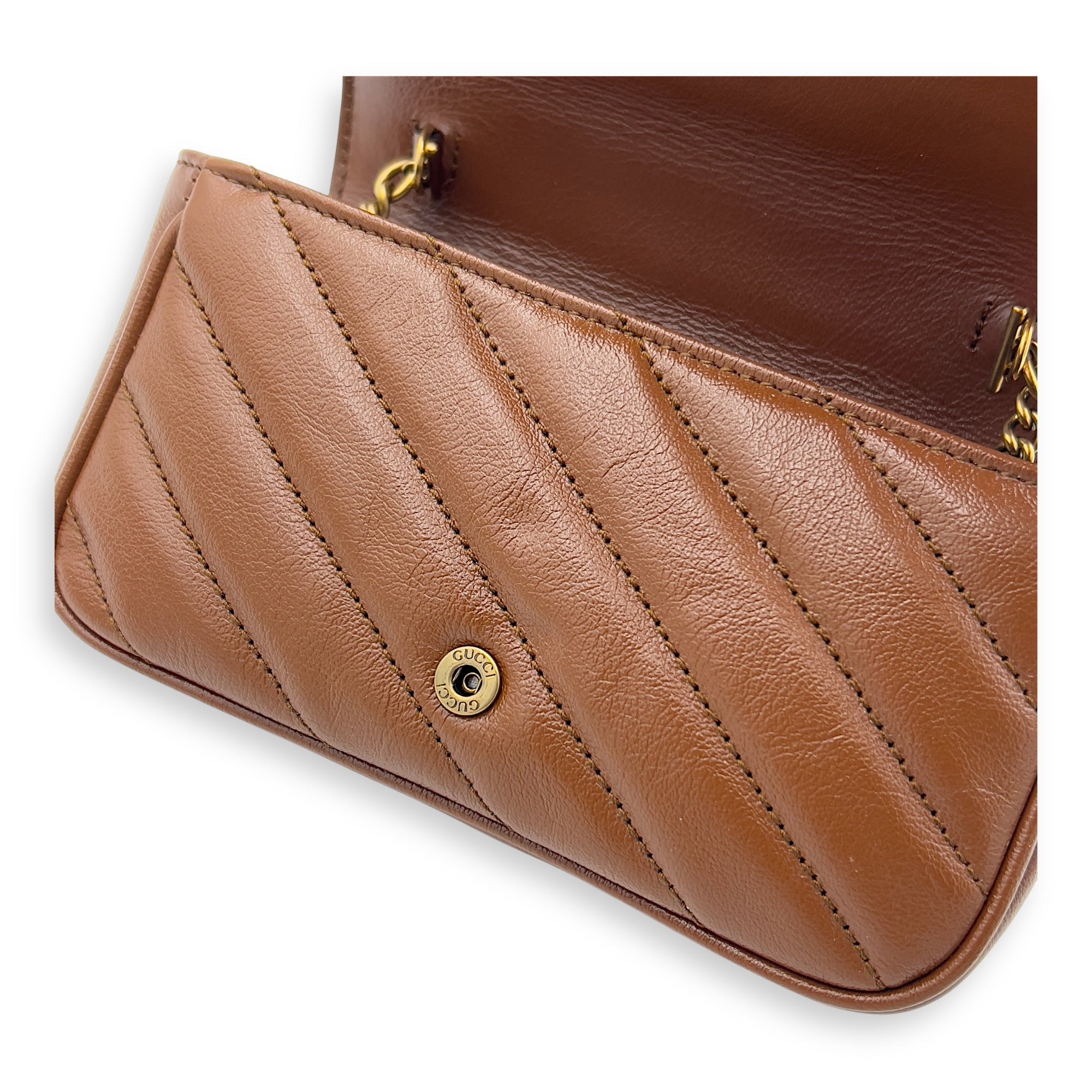 GG Marmont Shoulder Bag Brown in Calfskin, Gold hardware