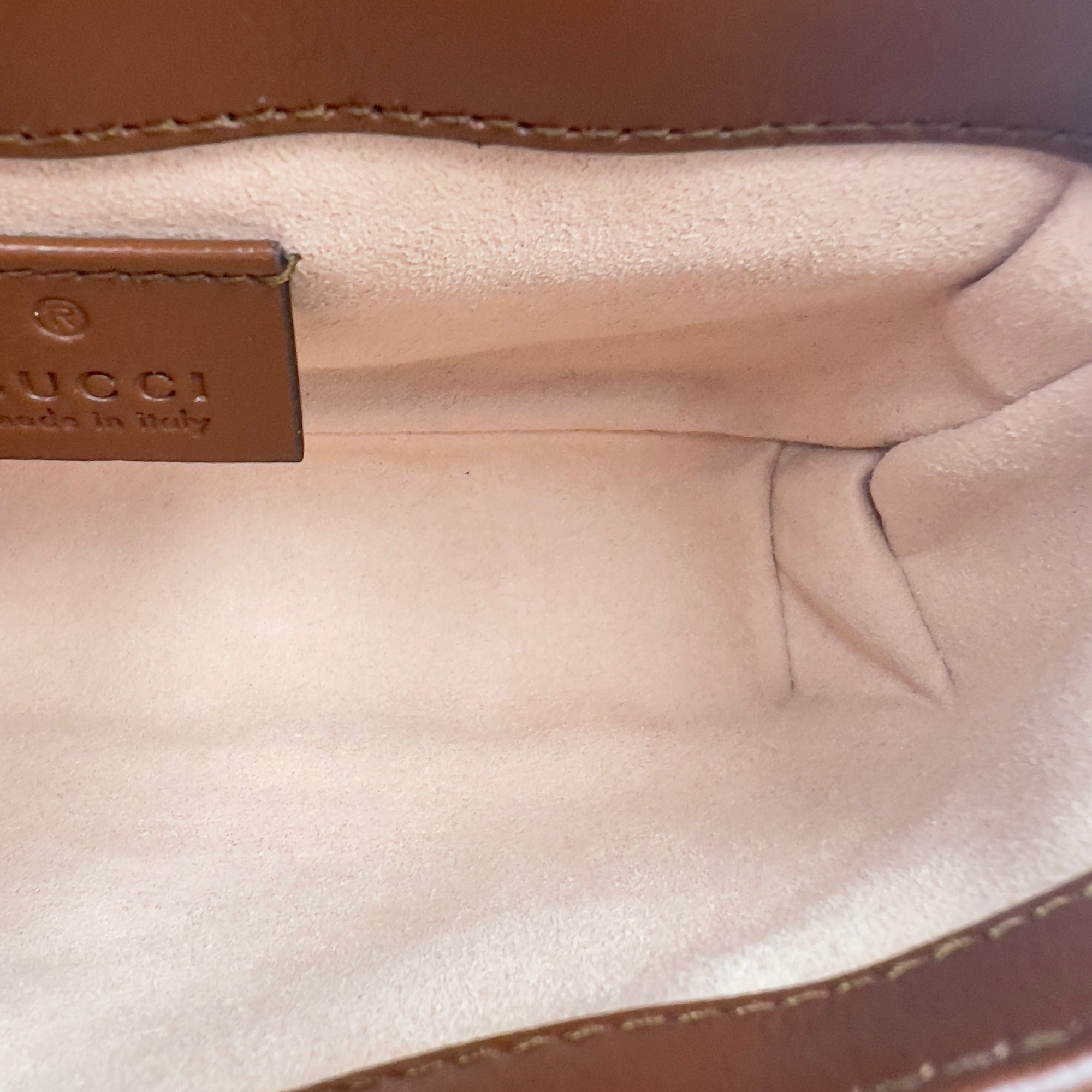GG Marmont Shoulder Bag Brown in Calfskin, Gold hardware