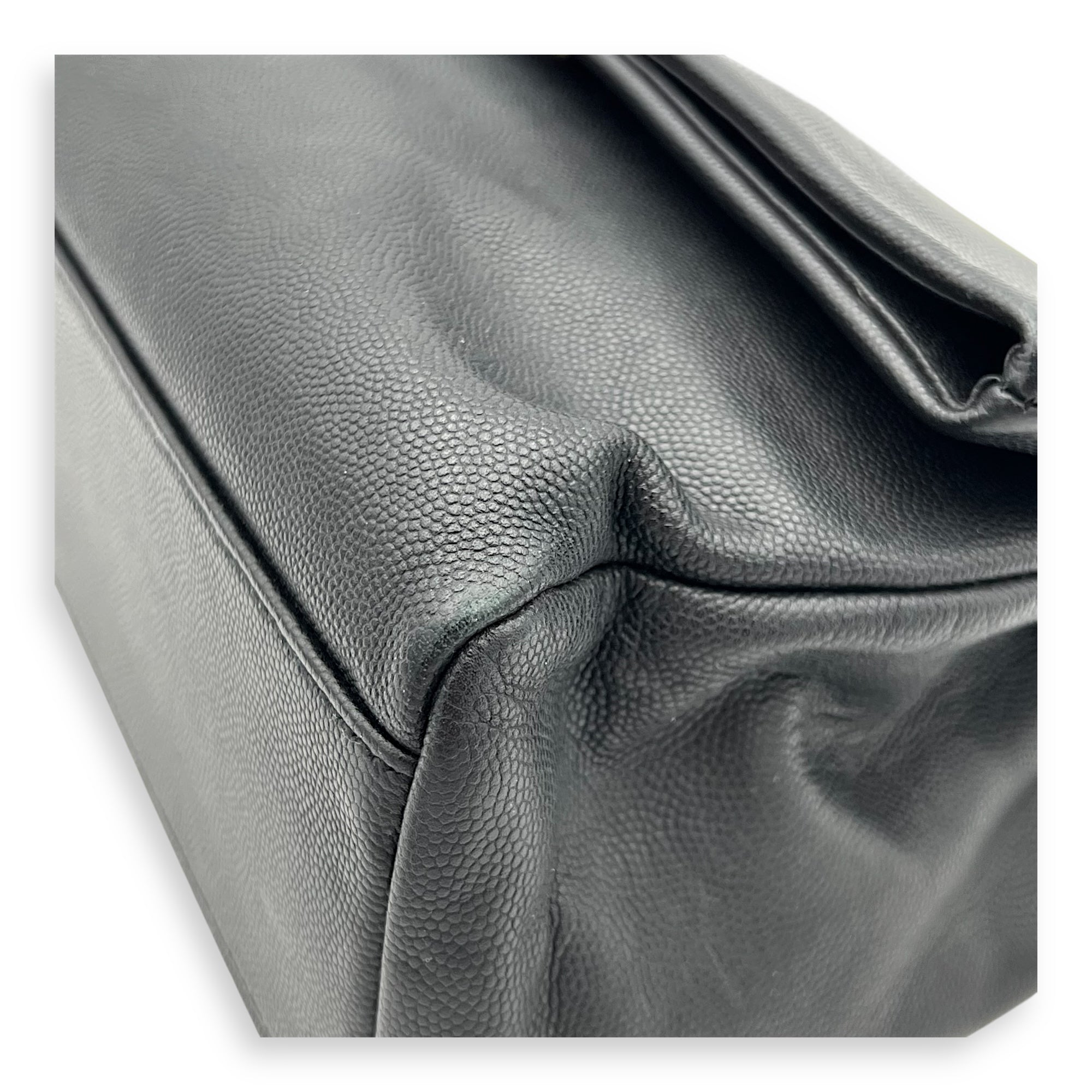 West Hollywood Shoulder Bag Black in Calfskin, Silver hardware