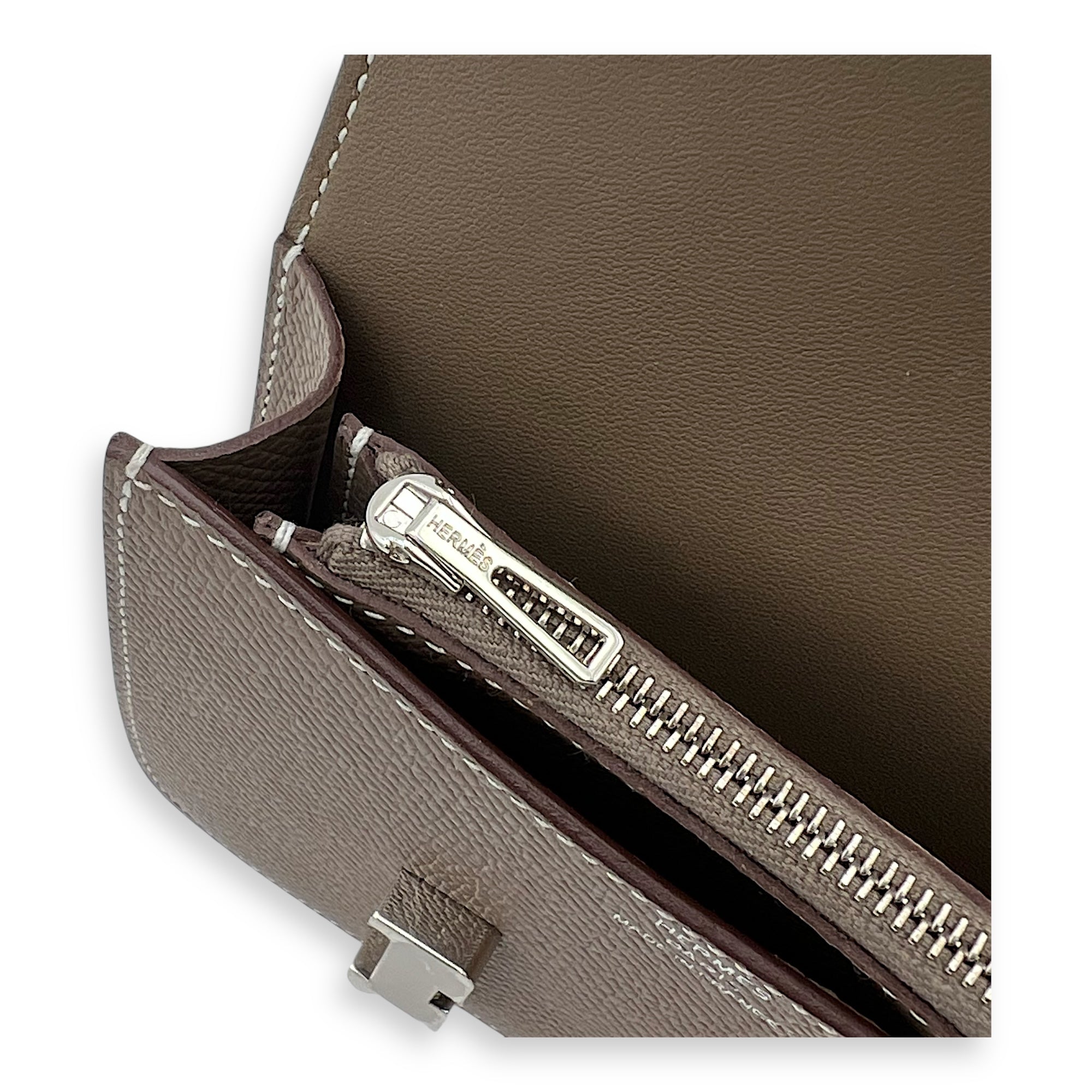 Constance Slim Compact Brown in Epsom, Palladium hardware