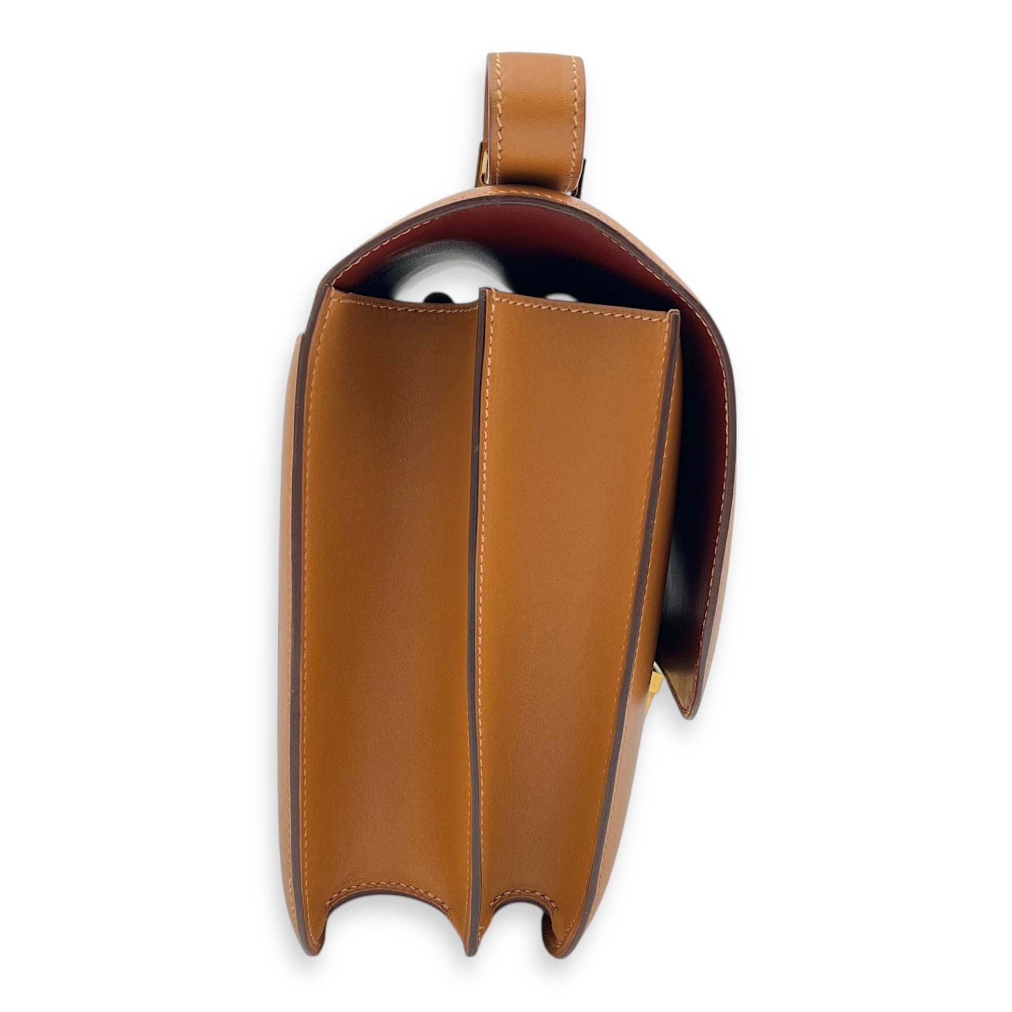 Constance Cartable 29 Naturel Sable Shoulder Bag in Veau Butler, Gold hardware