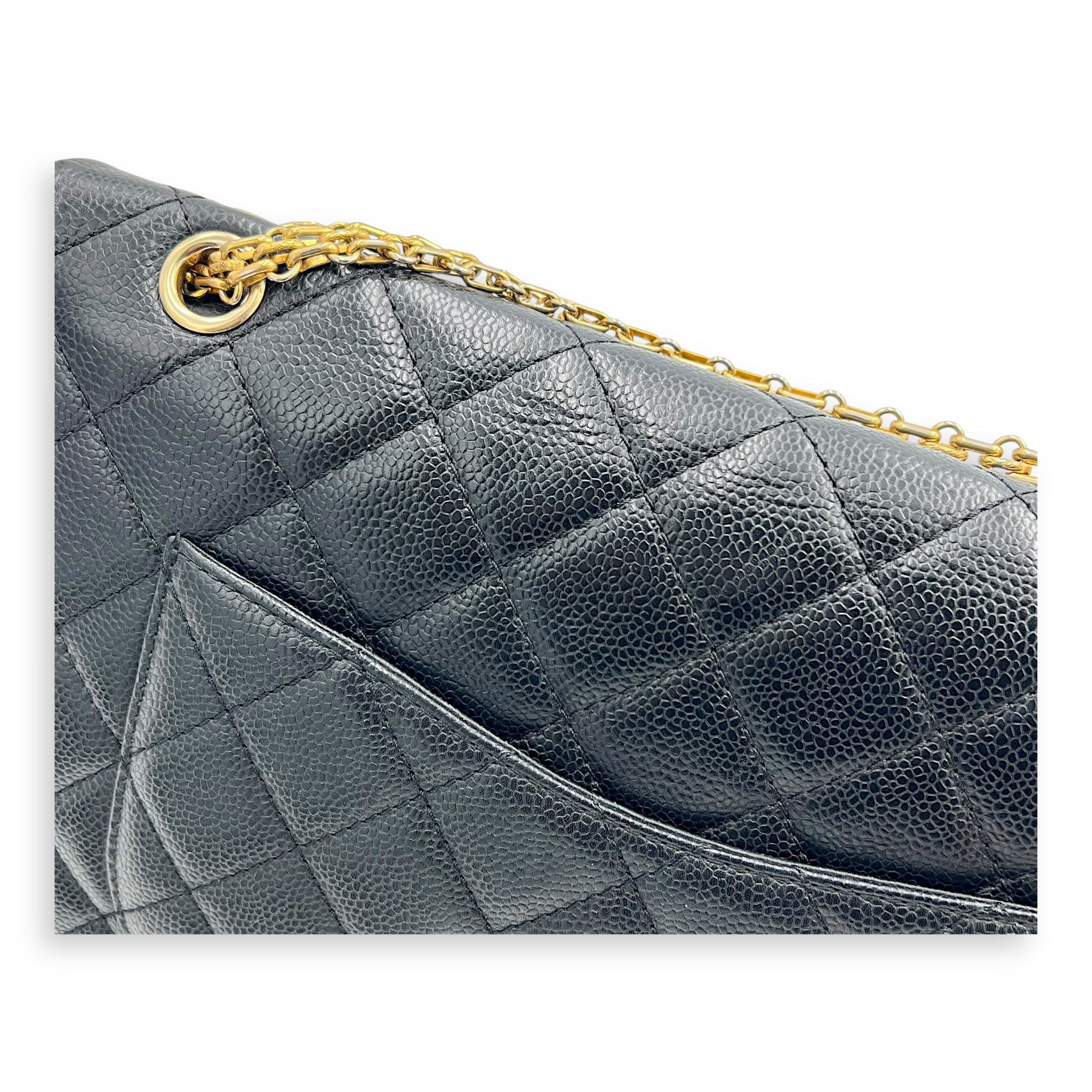 2.55 Shoulder Bag Black in Caviar Leather, Gold hardware