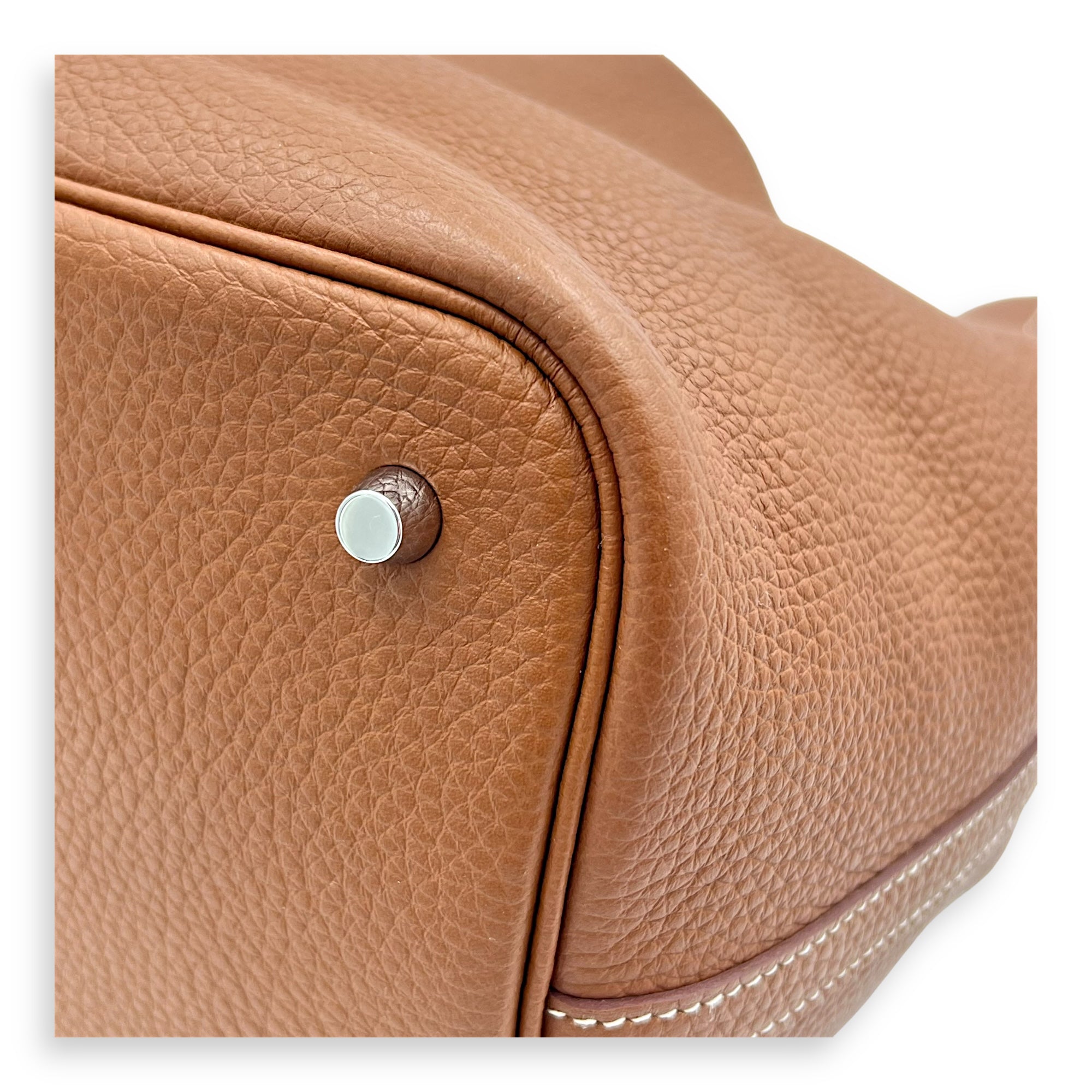 Picotin 22 Gold Top Handle Bag in Clemence, Palladium hardware