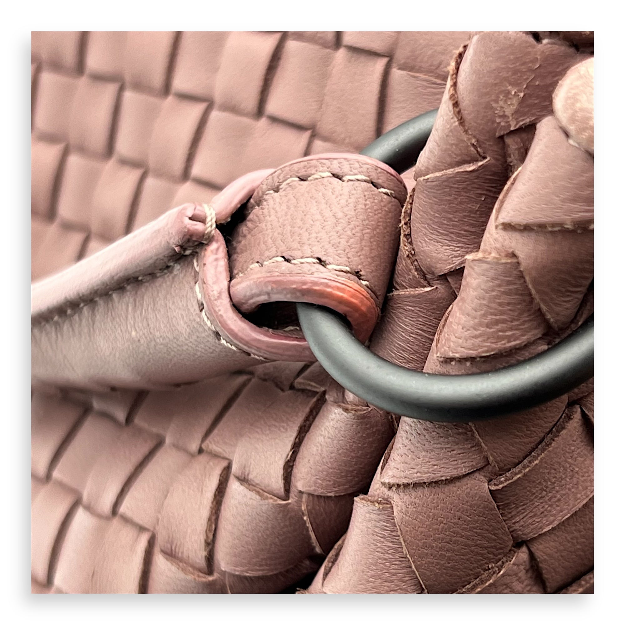 Intrecciato Shoulder Bag Pink in Calfskin, Ruthenium hardware