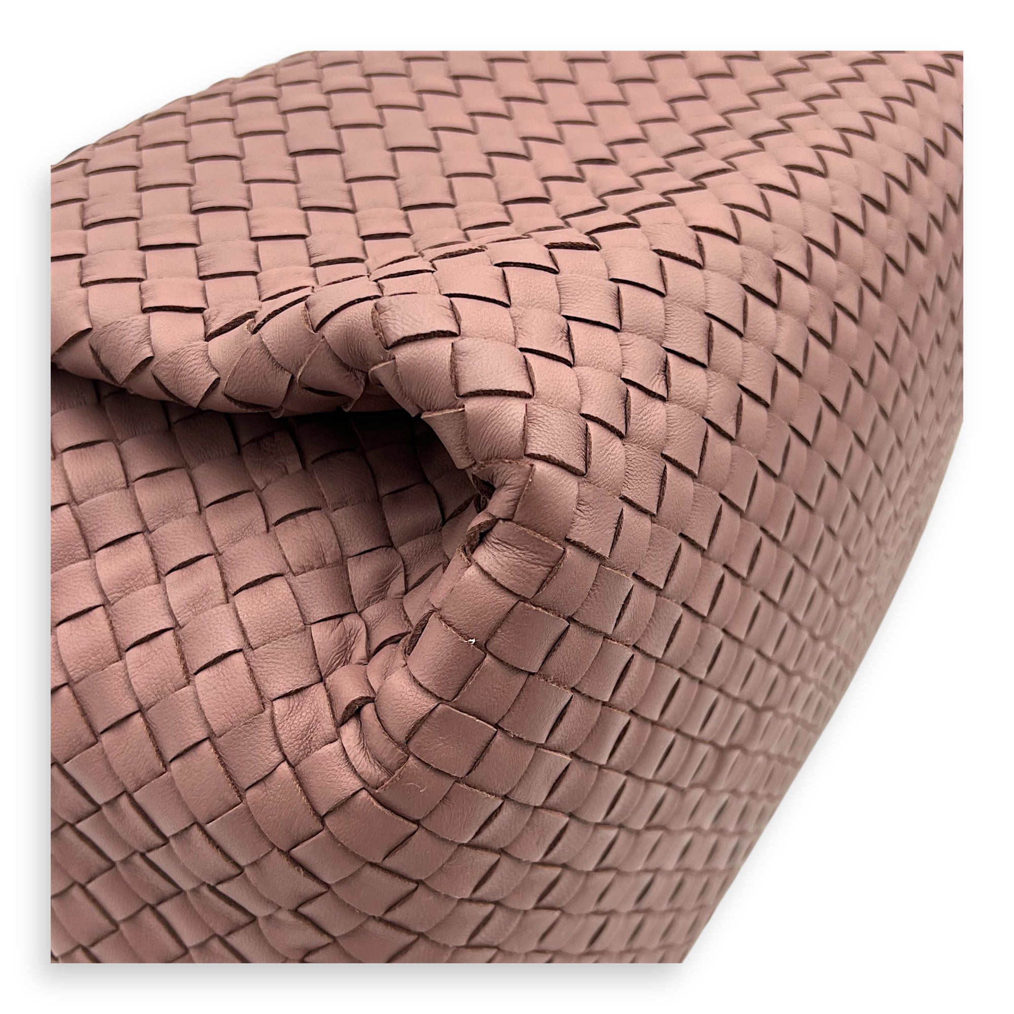 Intrecciato Shoulder Bag Pink in Calfskin, Ruthenium hardware