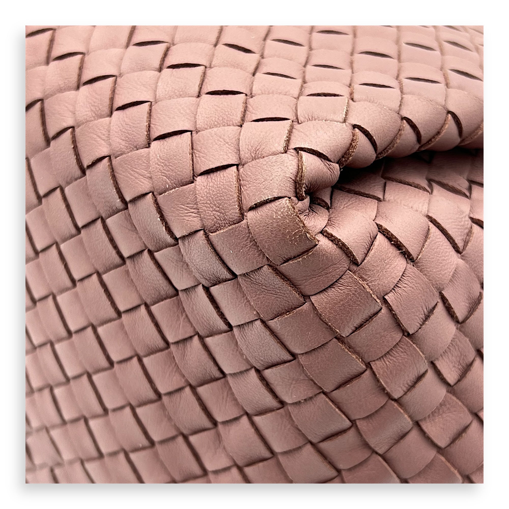 Intrecciato Shoulder Bag Pink in Calfskin, Ruthenium hardware
