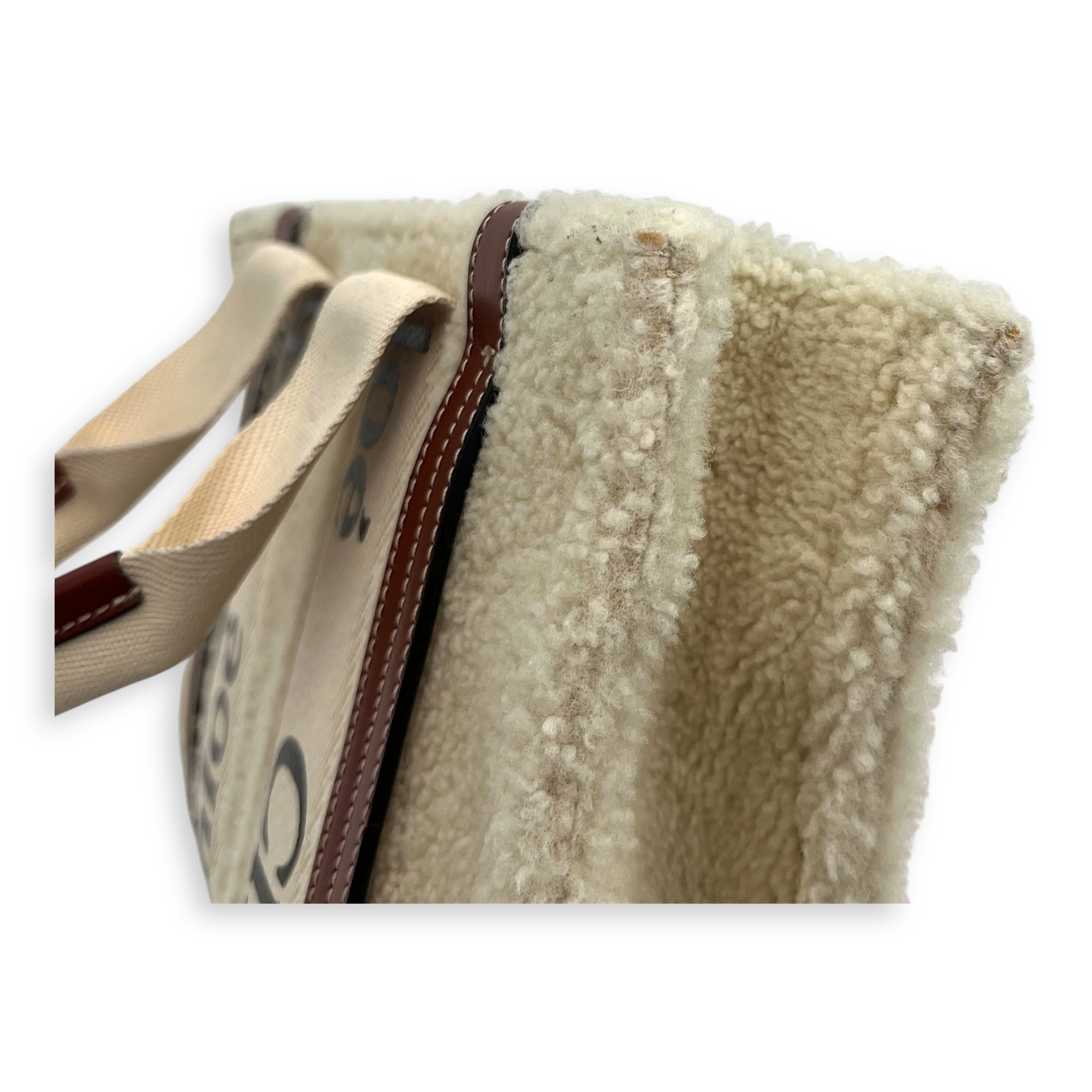 Woody Tote Bag Small Beige in Wool, Gold hardware