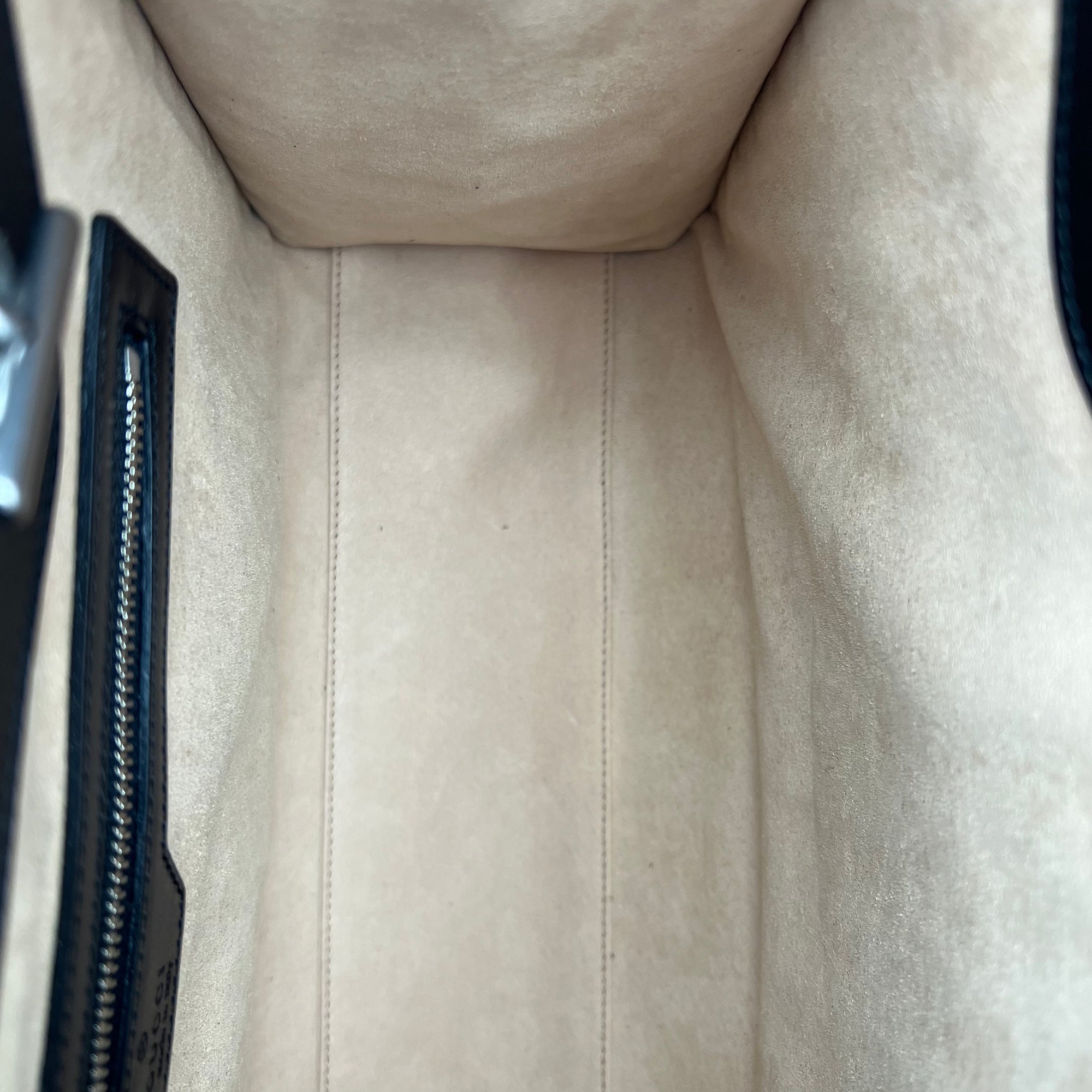 GG Marmont Tote Bag Black in Calfskin, Silver hardware