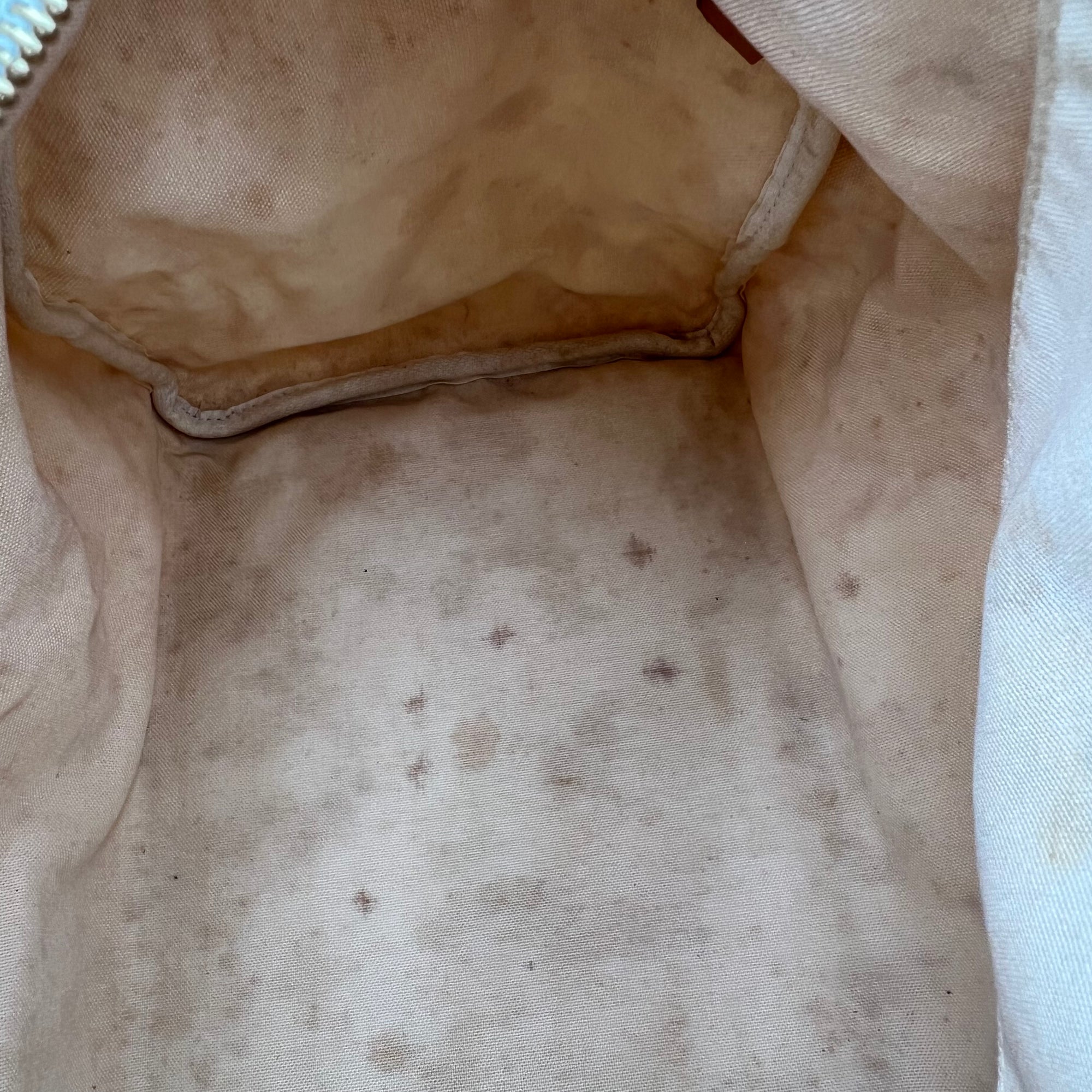 Speedy Top Handle Bag 35 White in Coated Canvas, Gold hardware