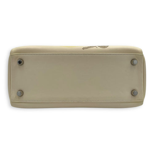Kelly In and Out 25 Nata Top Handle Bag in Swift, Palladium hardware