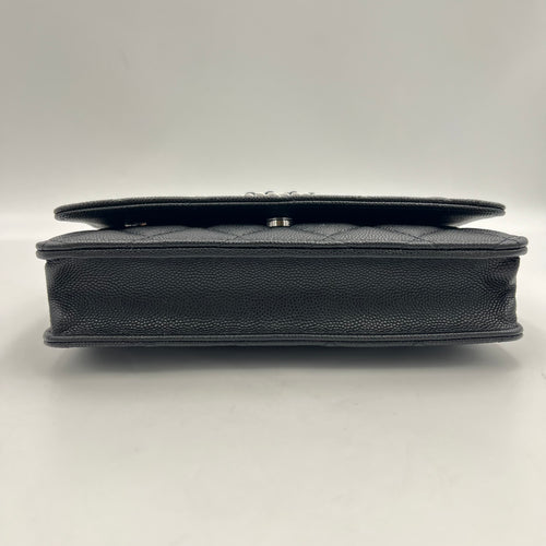 Classic Wallet On Chain Black in Caviar Leather, Silver hardware