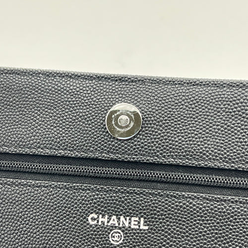 Classic Wallet On Chain Black in Caviar Leather, Silver hardware