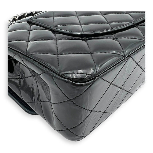 Classic Shoulder Bag Black in Patent Leather, Silver hardware