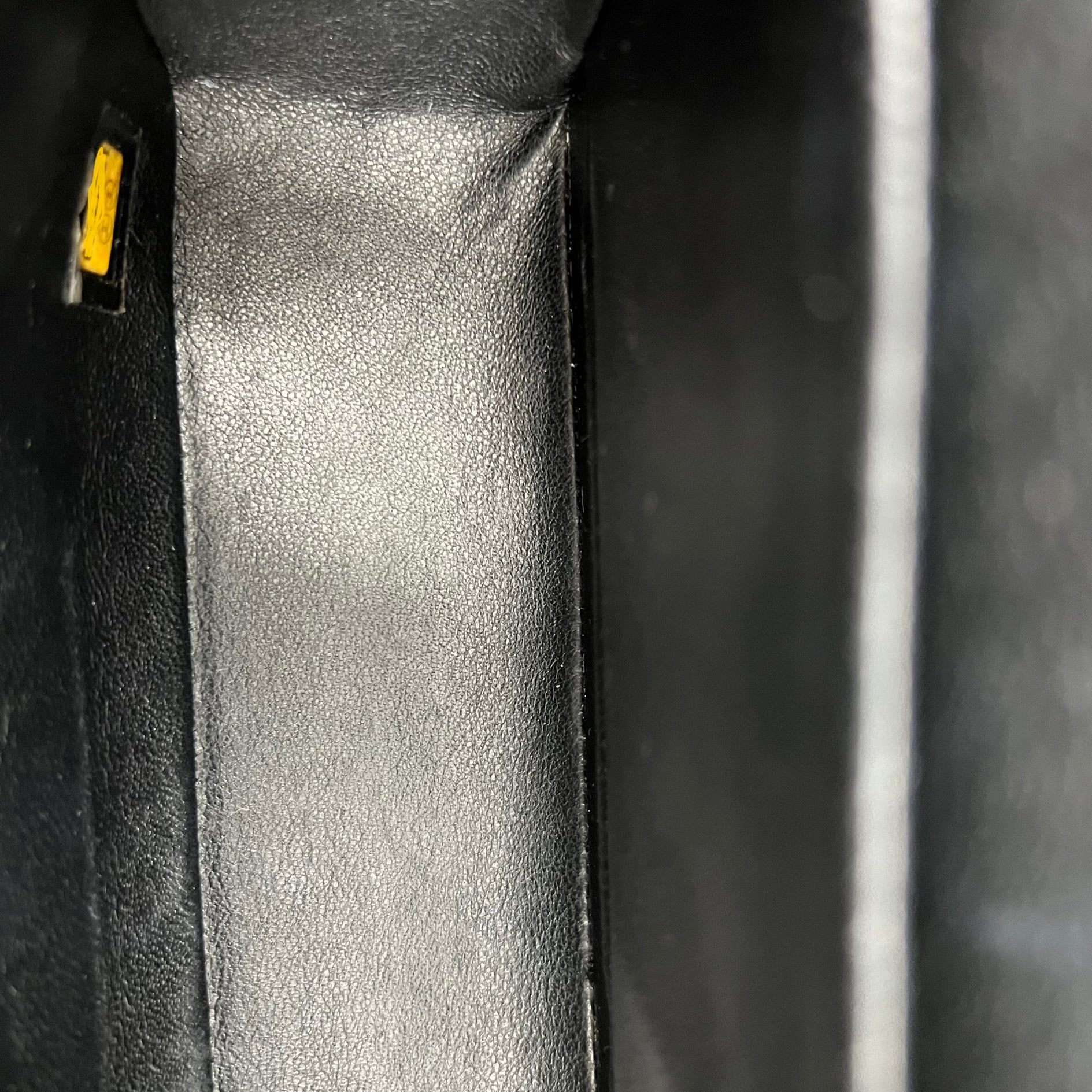 Classic Shoulder Bag Black in Patent Leather, Silver hardware