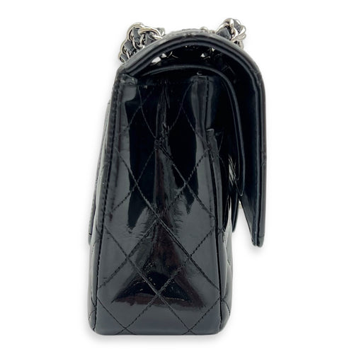 Classic Shoulder Bag Black in Patent Leather, Silver hardware