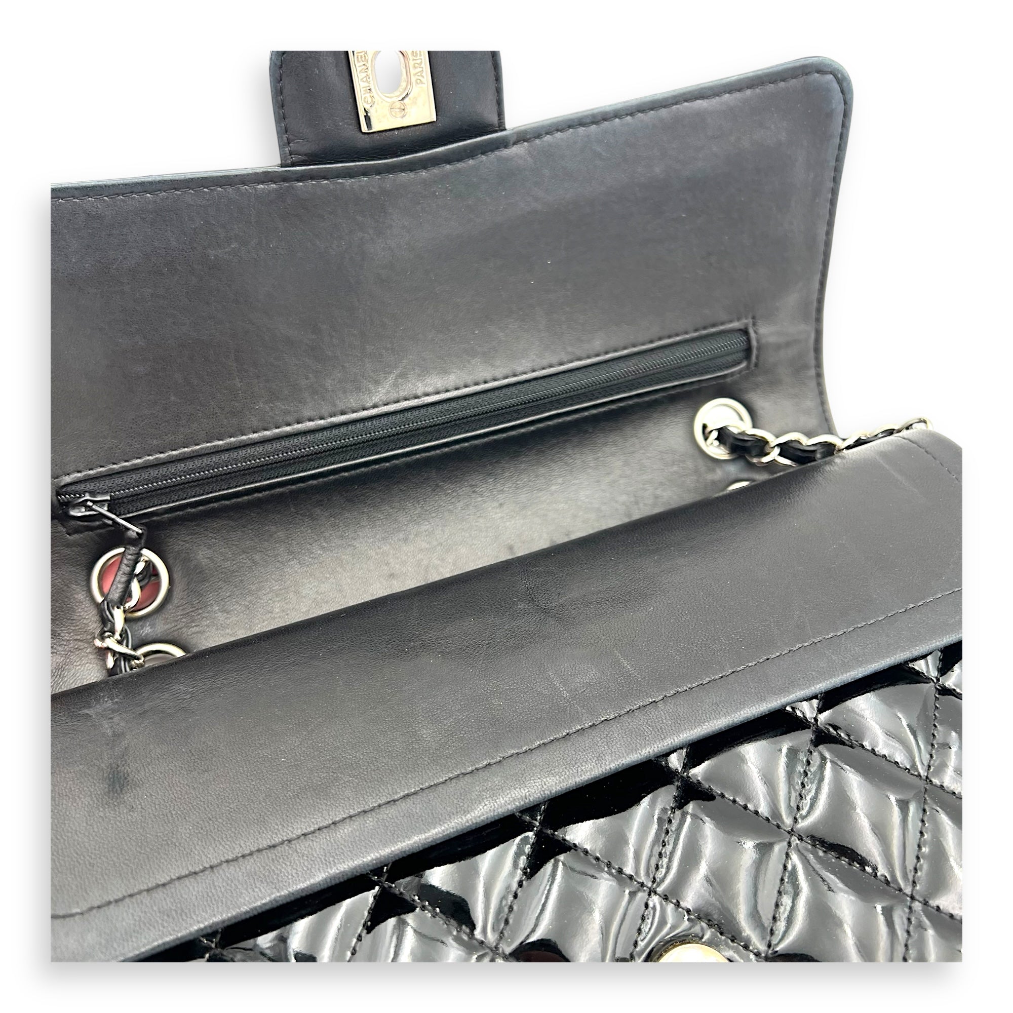 Classic Shoulder Bag Black in Patent Leather, Silver hardware